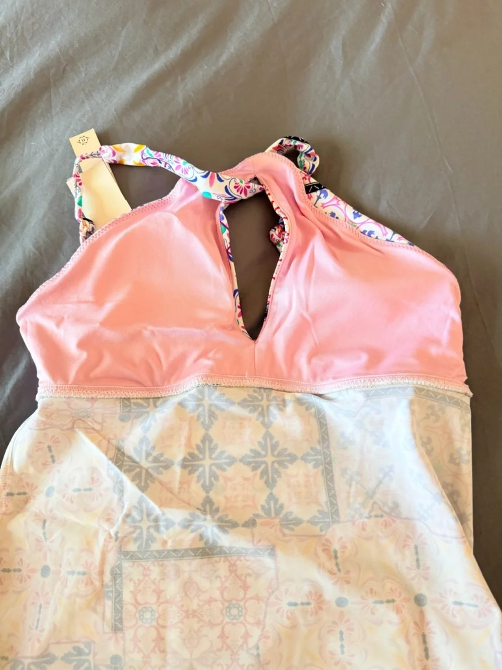 NWT Nanette Lepore Mueve Turkish Tiles patchwork print Tankini Top, size 4